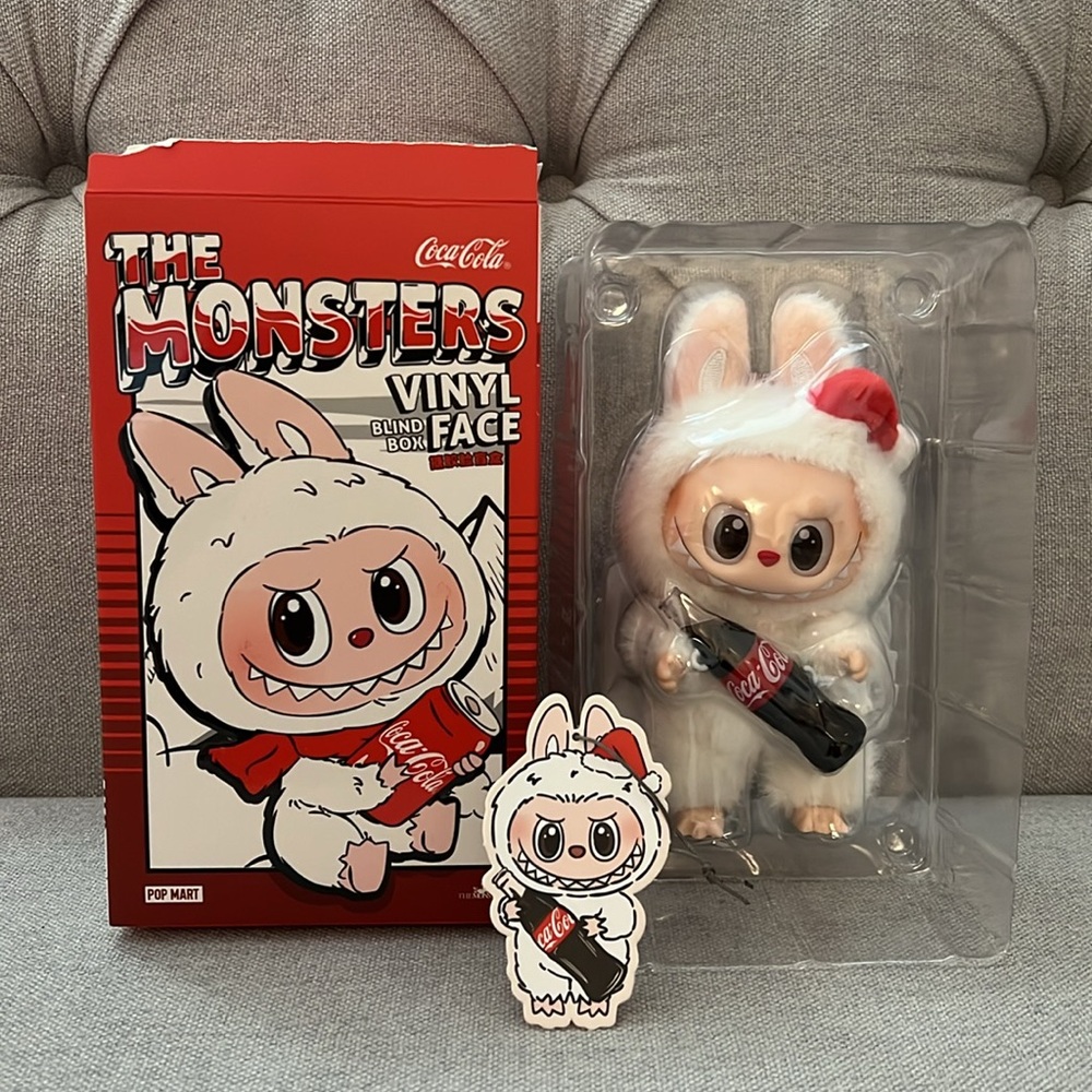 Labubu x Coca Cola The Monsters Vinyl Face - Surprise Shake